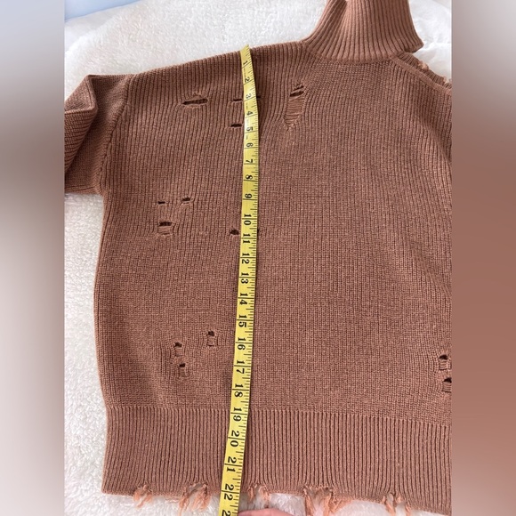 Lovers + Friends Ripped Sweater wool blend size XS oversized - Picture 12 of 14
